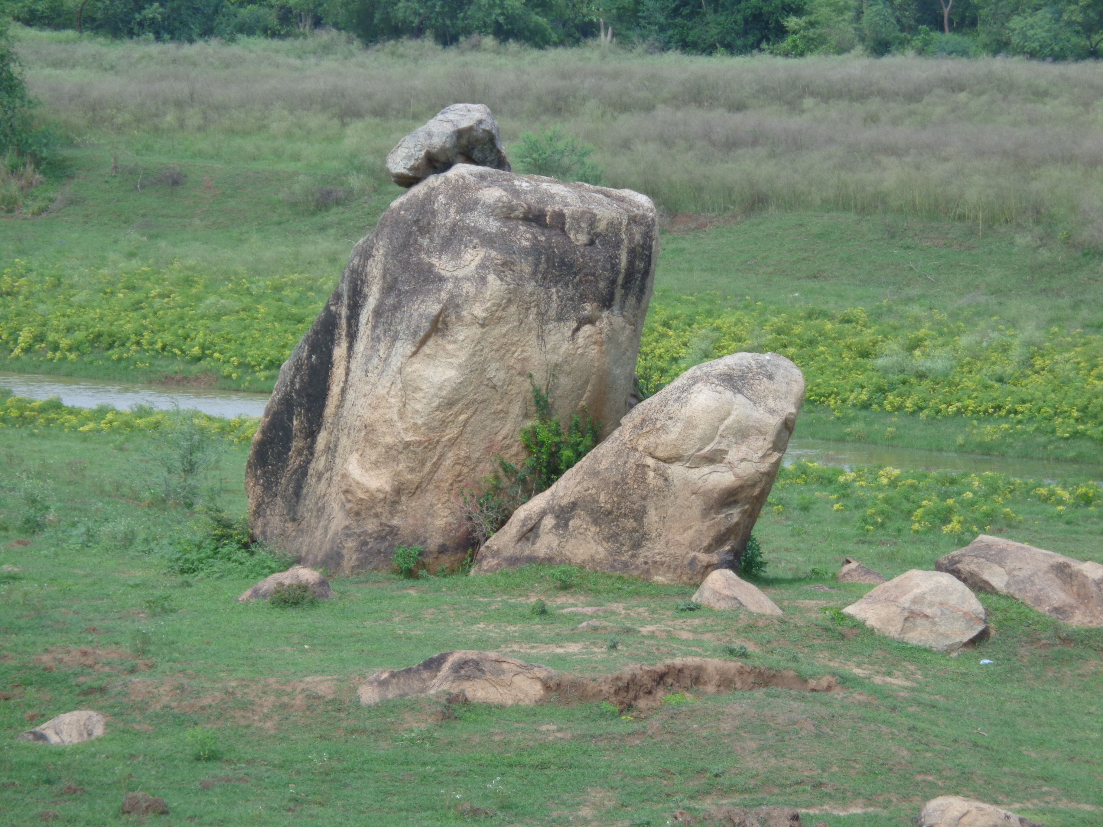 Mamun BhaNaja Pathara
